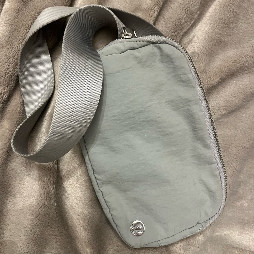 Everywhere belt bag
